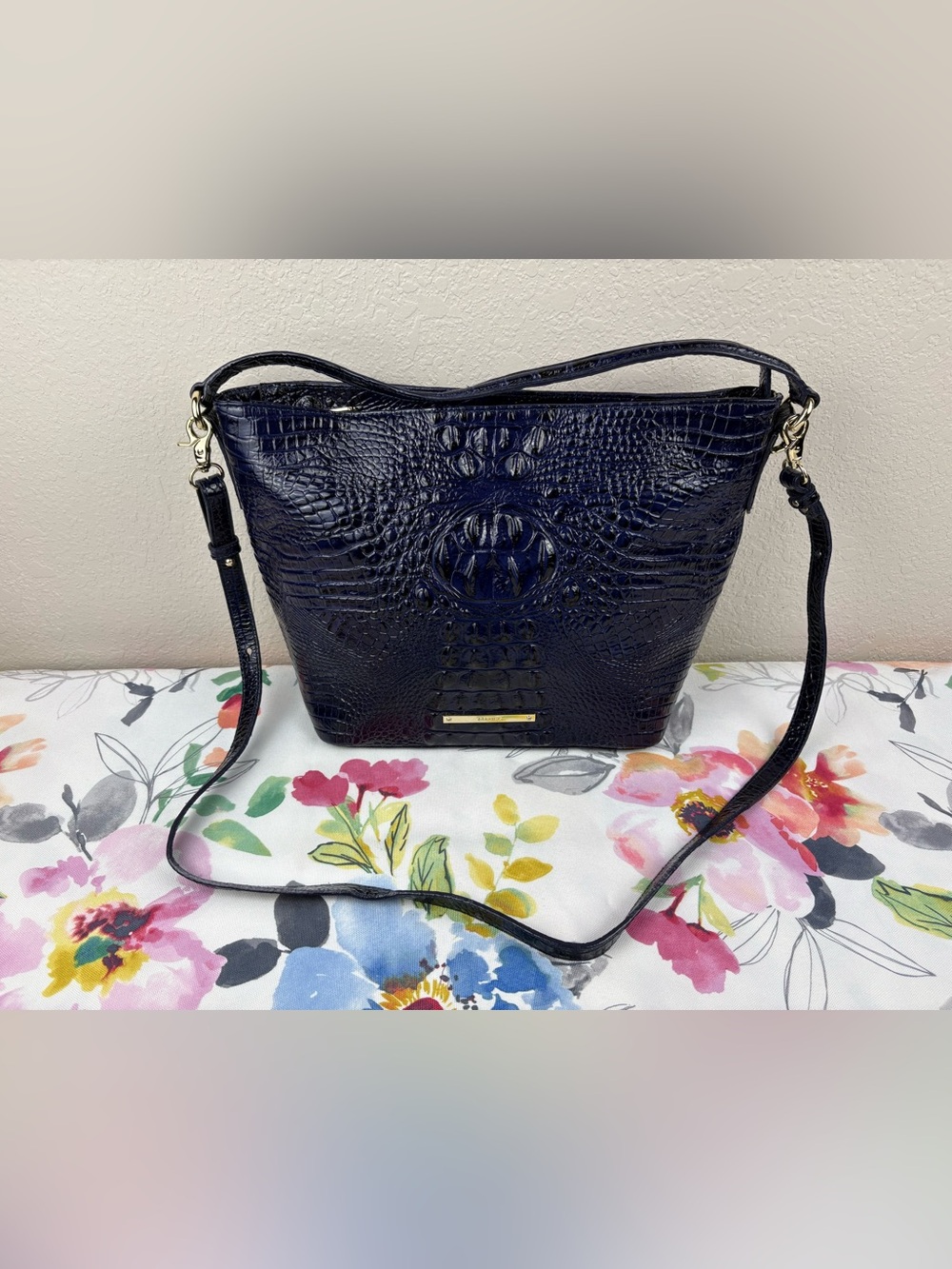 Blue Brahmin Katie Hobo Bag From the Melbourne Collection-Textured Leather - Picture 3 of 10